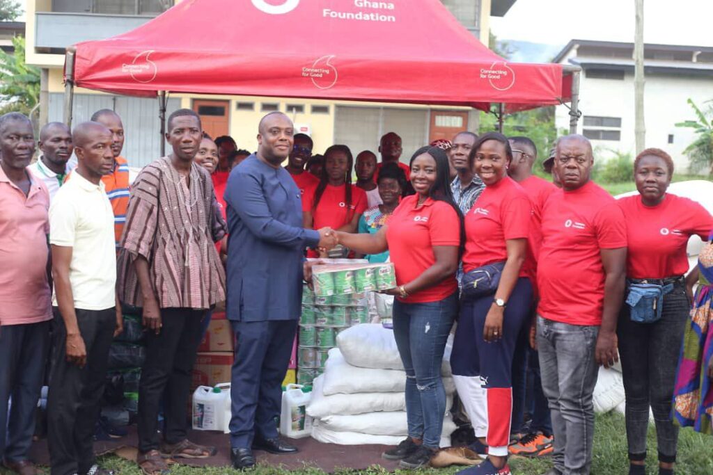 Vodafone Ghana Foundation supports Akosombo Dam spillage victims in Mepe and Asuogyaman