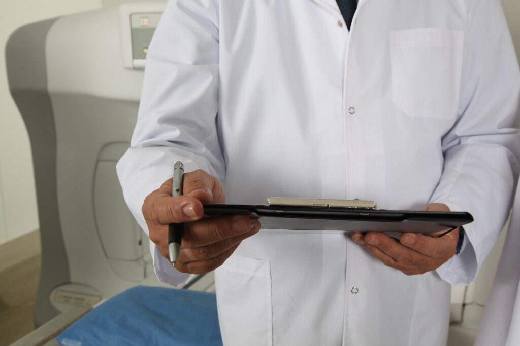 Study finds clinicians rank patient views as least important in diagnosis