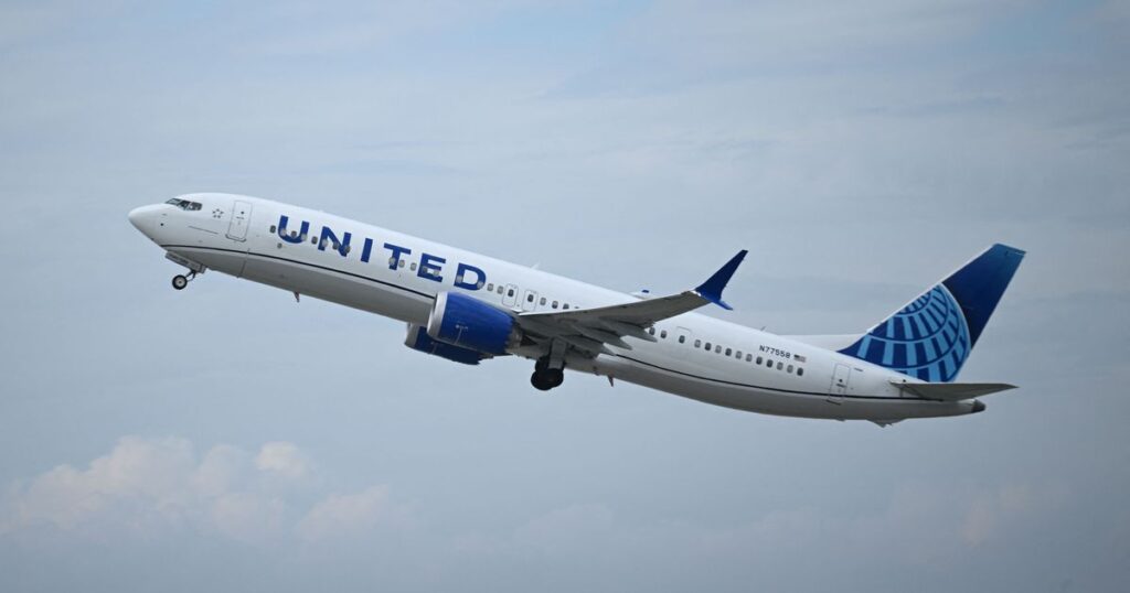 United Airlines Discovers Loose Bolts On Grounded 737 Max 9 Jetliners