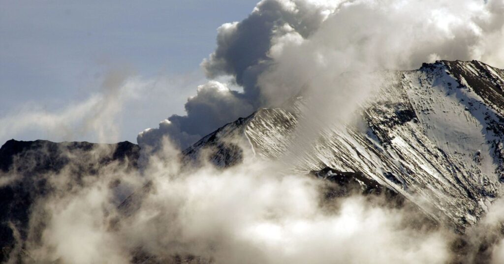 Mount St. Helens Is Really Erupting On Social Media