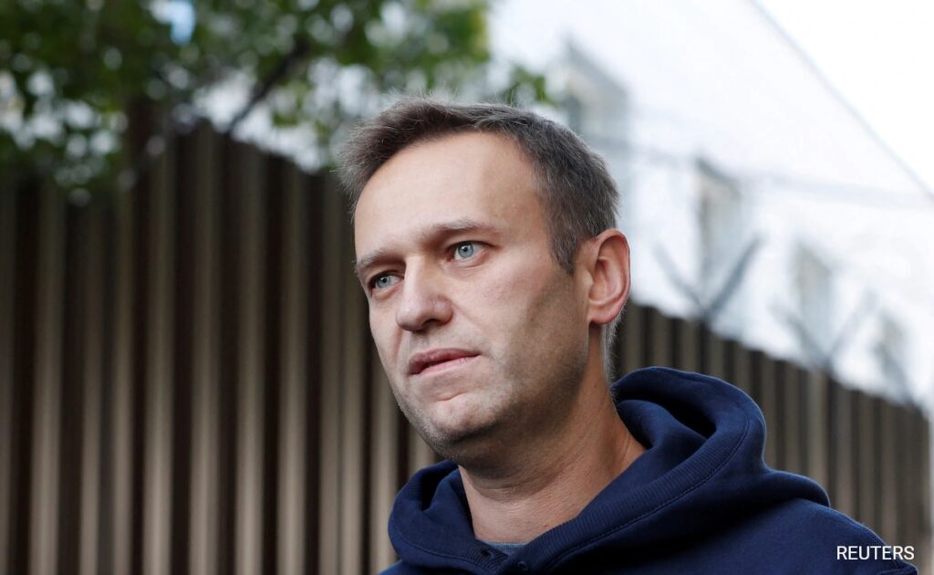 Putin Critic Alexei Navalny Death Leaves Despair, Apathy In Moscow