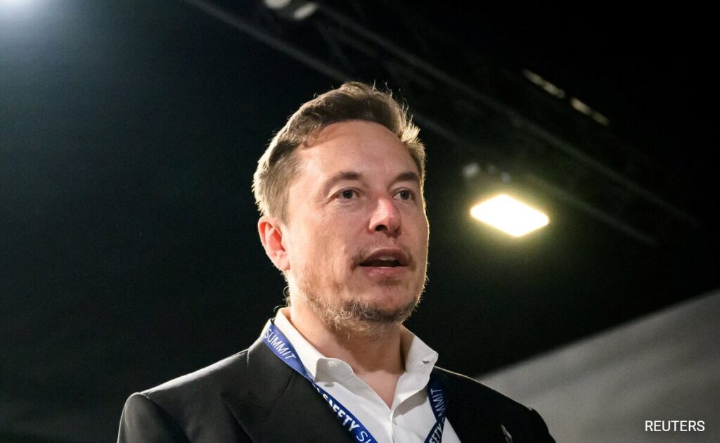 Tesla Staff Orders 4,000 Pies, But Cancels Last Minute. Elon Musk Responds