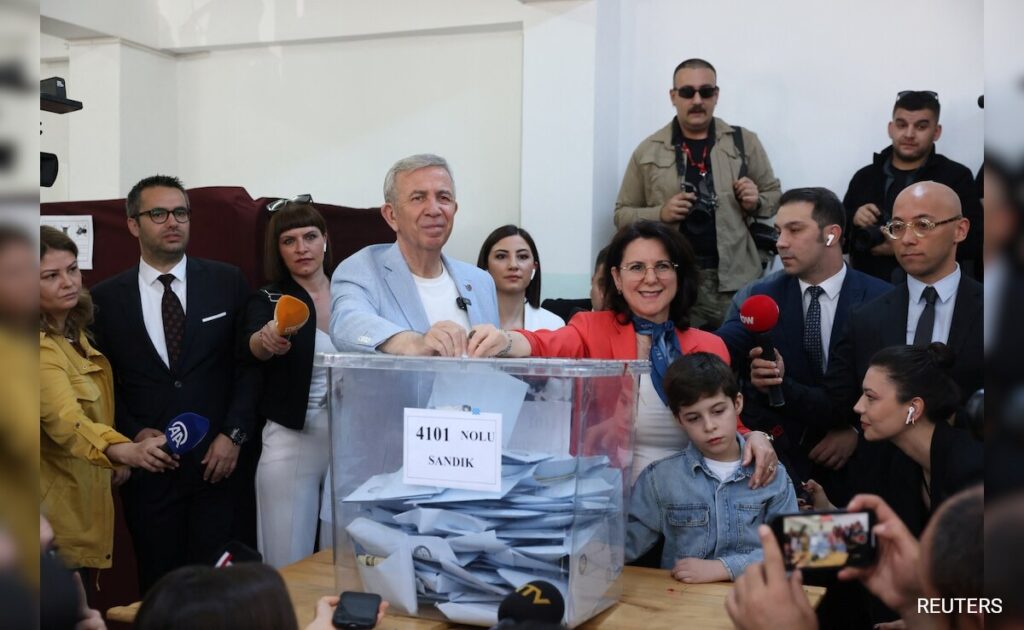 Turkey's Opposition Knocks Tayyip Erdogan In Key Local Elections