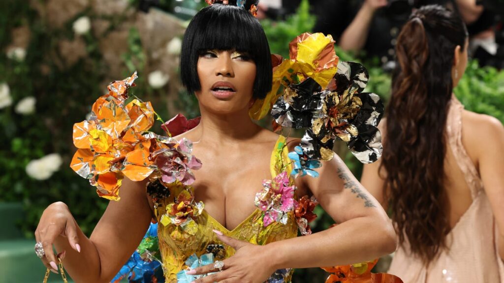 Nicki Minaj Sends Barbz Twitter Into Chaos With Cryptic Post