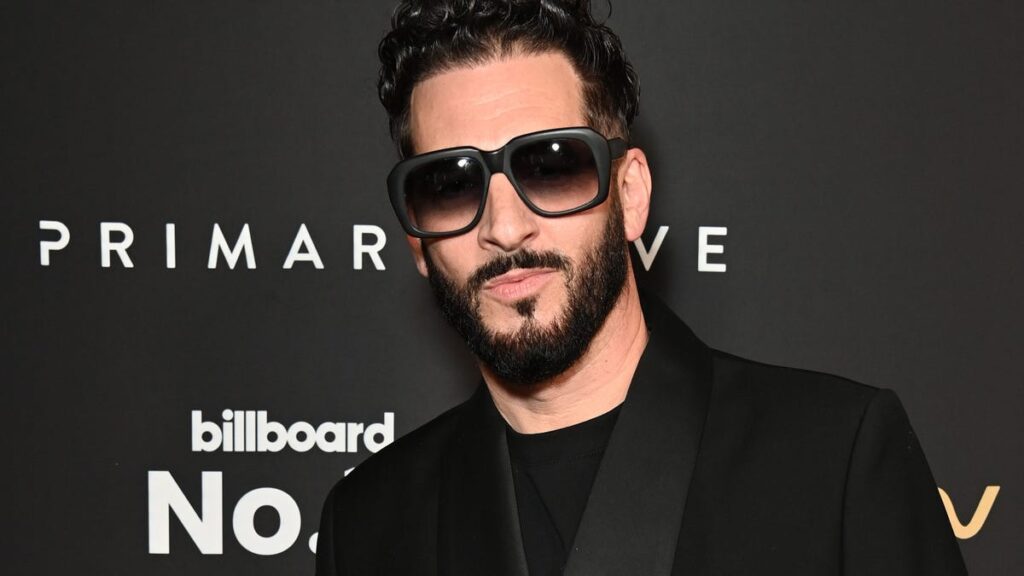 Jon B Is Not ‘Down’ With Gunna and Chlöe’s ‘They Don’t Know’