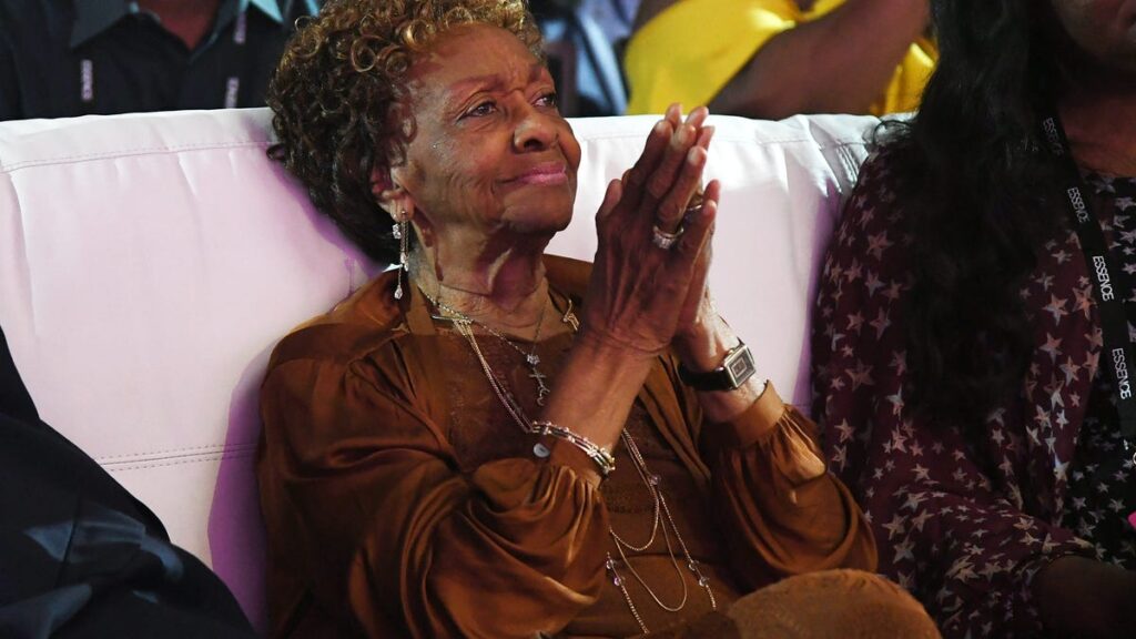 Black Internet Mourns Cissy Houston, Mother to Whitney Houston