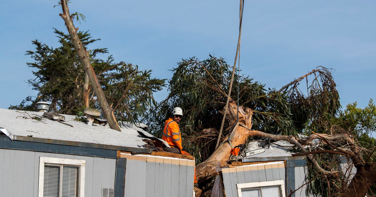 Storms Across U.S. Bring Heavy Snow, Dangerous Ice And A Tornado In ...