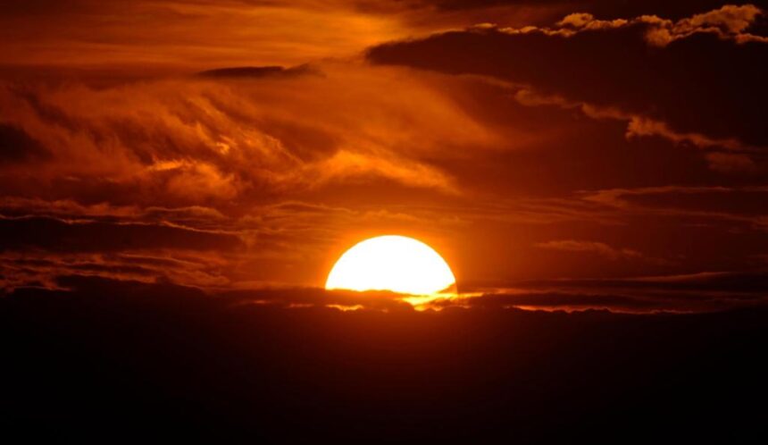 Thunderstorms today, heat wave later in the week