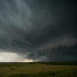 Thunderstorms with large hail, damaging winds expected Monday