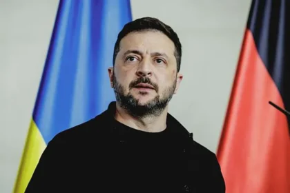 Russia 'complicating' end to war, says Zelensky as Trump touts Moscow peace deal